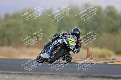 media/Sep-24-2022-CVMA (Sat) [[a45f954247]]/Race 14 Amateur Supersport Open/